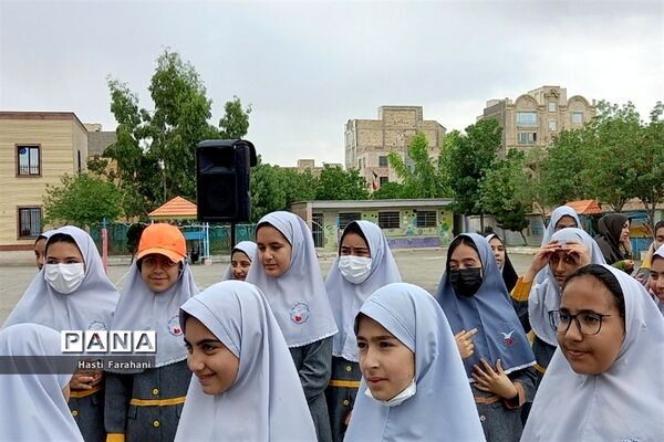 مراسم روز دختر در مدرسه دخترانه ریحانه‌النبی شهرستان قرچک‌