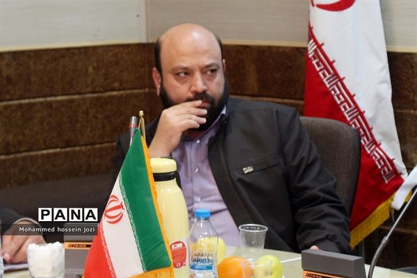 جلسه ستاد آزمون‌های استان در خانه معلم