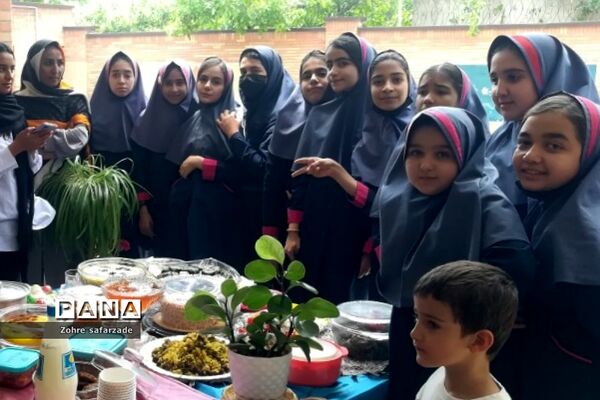 جشن روز دختر در دبستان برکت آبعلی  رودهن
