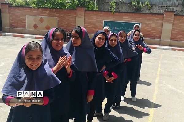 جشن روز دختر در دبستان برکت آبعلی  رودهن
