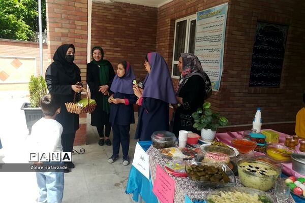 جشن روز دختر در دبستان برکت آبعلی  رودهن
