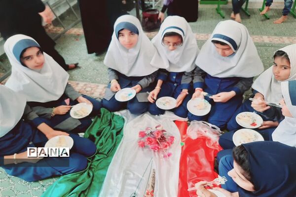 جشن میلاد حضرت معصومه و روز دختر در مدرسه منتظری خاتم