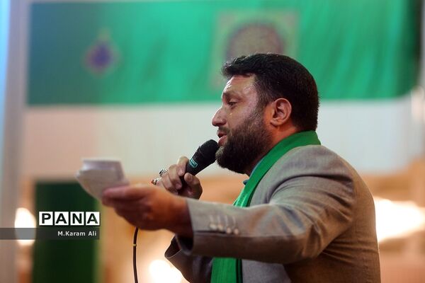 همایش بزرگ دختران قم در حرم بهترین دختر دنیا
