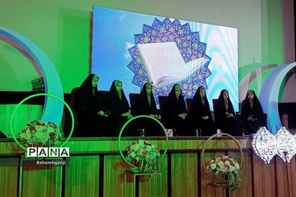 تجلیل از دختران فعال و برگزیده در روز دختر
