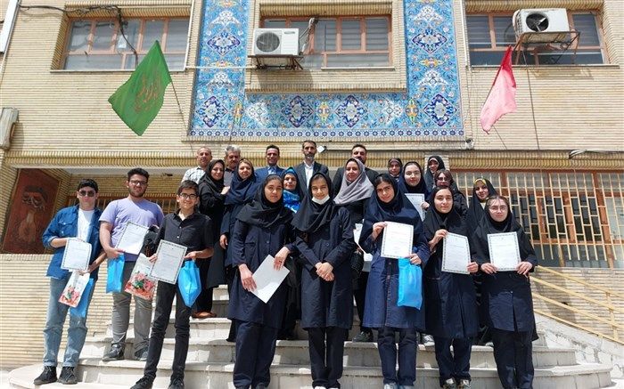 از برگزیدگان دوازدهمین جشنواره نوجوان سالم تقدیر شد