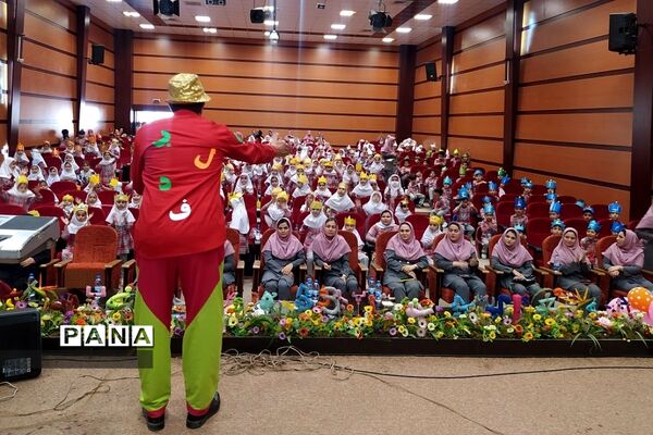 برگزاری جشن الفبا با حضور ۲۸۰ دانش‌آموز در بهارستان دو