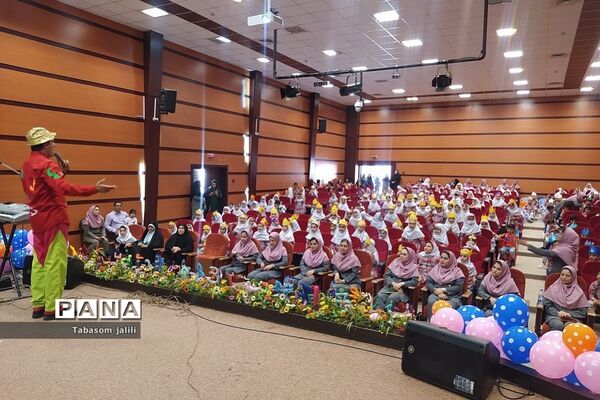 برگزاری جشن الفبا با حضور ۲۸۰ دانش‌آموز در بهارستان دو