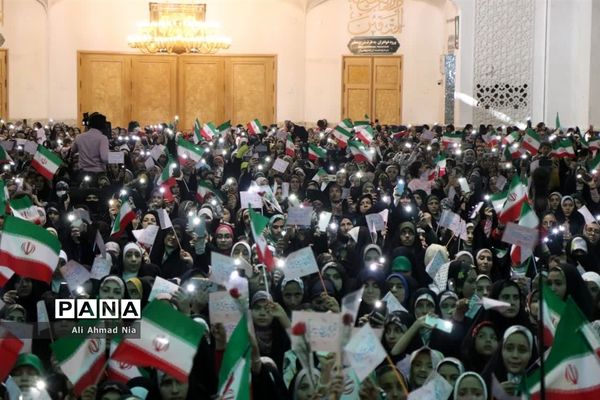 مراسم جشن دختران و دهه کرامت در حرم حضرت معصومه(س)