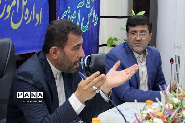 جلسه شورای برنامه‌ریزی سازمان دانش‌آموزی استان بوشهر