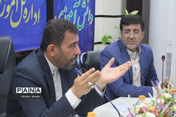 جلسه شورای برنامه‌ریزی سازمان دانش‌آموزی استان بوشهر