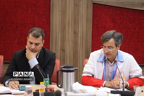 نشست هم‌اندیشی ستاد اوقات فراغت تابستان ۱۴۰۲ در ‌آموزش و پرورش شهرستان‌های تهران