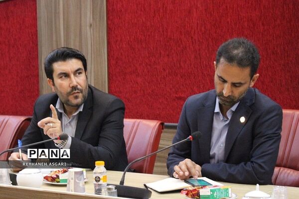 نشست هم‌اندیشی ستاد اوقات فراغت تابستان ۱۴۰۲ در ‌آموزش و پرورش شهرستان‌های تهران