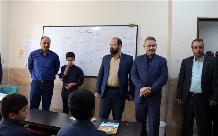 علم‌آموزی و حمایت‌های تحصیلی رابطه مستقیم با کاهش آسیب‌های اجتماعی دارد