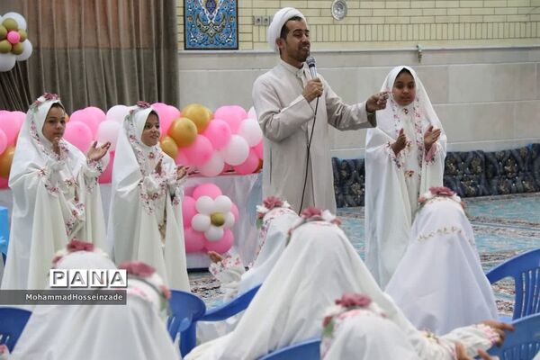 جشن تکلیف دانش‌آموزان دختر پایه سوم بخش بهمن  ابرکوه