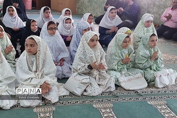 مراسم تقدیر از دانش‌آموزان فعال فرهنگی در ملارد