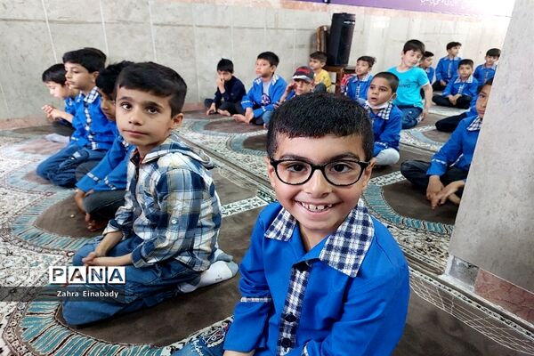 جشن الفبا در مدرسه مصطفی بیات ملارد