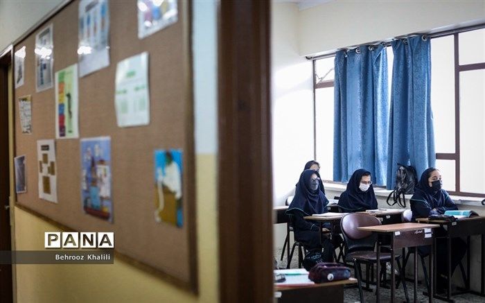 اجرای طرح «محیط‌ یار» دانش‌آموزان در خانه‌های محیط زیست