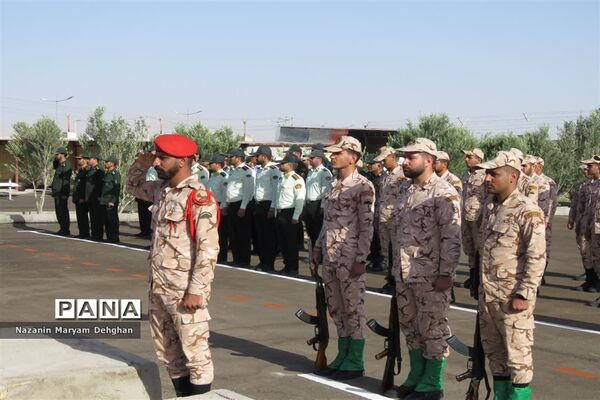 صبحگاه مشترک نیروهای نظامی و انتظامی شهرستان خاتم همزمان با سالروز آزادسازی خرمشهر
