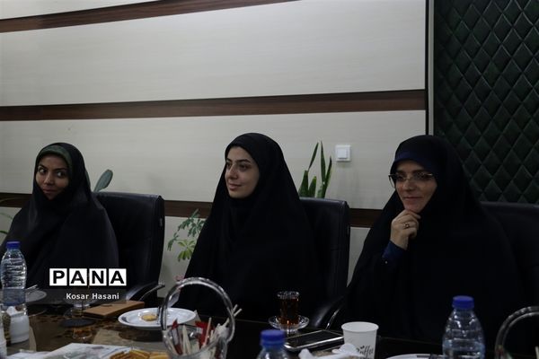 تجلیل به مناسبت روز دختر