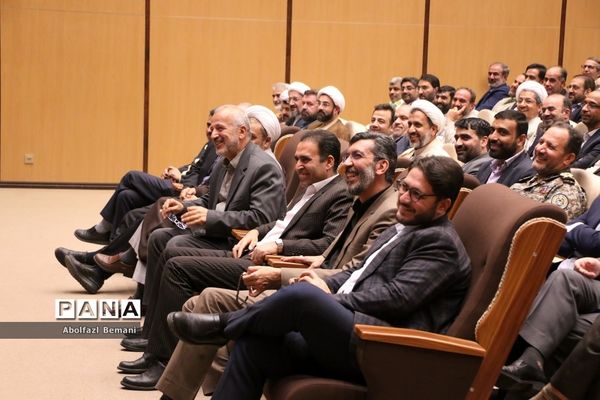 بازدید مدیران دستگاه‌های اجرایی قم از نمایشگاه توانمندی‌های هوافضا