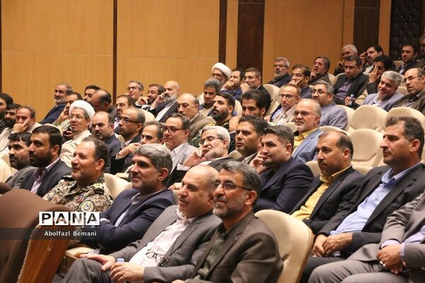 بازدید مدیران دستگاه‌های اجرایی قم از نمایشگاه توانمندی‌های هوافضا