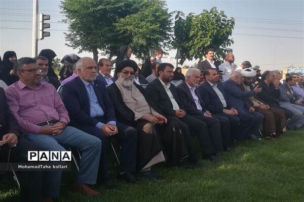 آیین اهتزاز پرچم مطهر حرم رضوی در ورامین