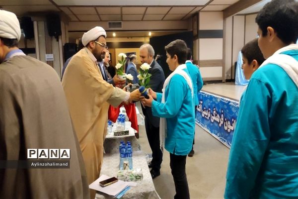 افتخار آفرینی دانش‌آموز خبرنگار پانا در مسابقات کشوری