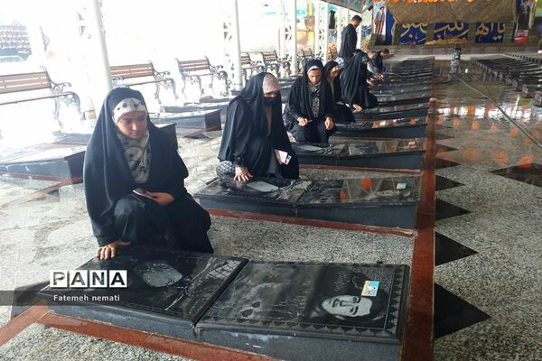 اردوی معنوی اعضاء کارگروه‌های تربیتی در گلزار شهدای ملارد