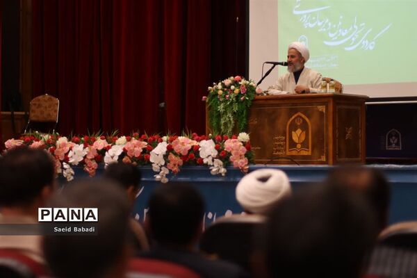 کاردوی تحولی مشاوران و مربیان پرورشی مدارس قم در اردوگاه شهید باهنر تهران