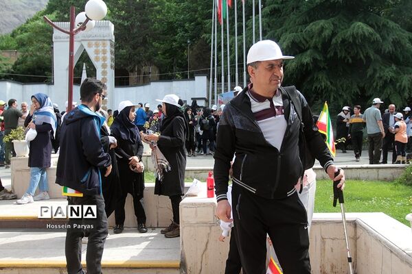 همایش کوهپیمایی همکاران حوزه ستادی و اداره‌کل آموزش و پرورش شهر تهران