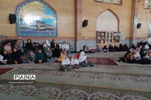 اکران فیلم دسته دختران در مصلی شهر جوادآباد