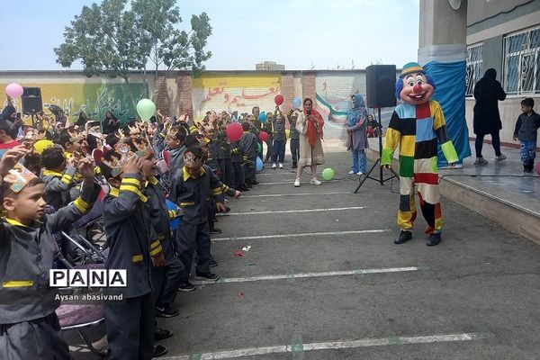 برگزاری جشن الفبا و پایان سال در مدرسه شهدای غزه شهرستان‌قرچک