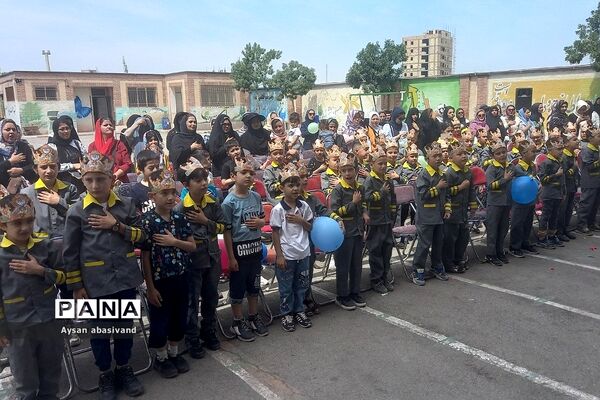 برگزاری جشن الفبا و پایان سال در مدرسه شهدای غزه شهرستان‌قرچک