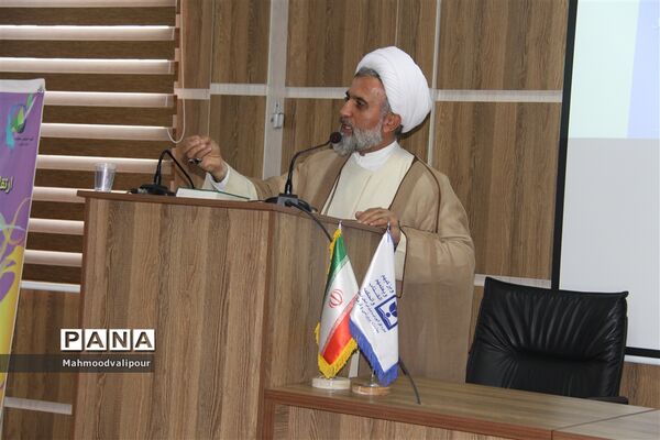 توانمندسازی  و دوره ضمن خدمت مشاوران مدارس استان قزوین