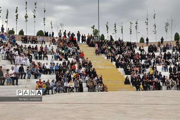 همایش بزرگ پیاده‌روی خانوادگی ملاردی‌ها
