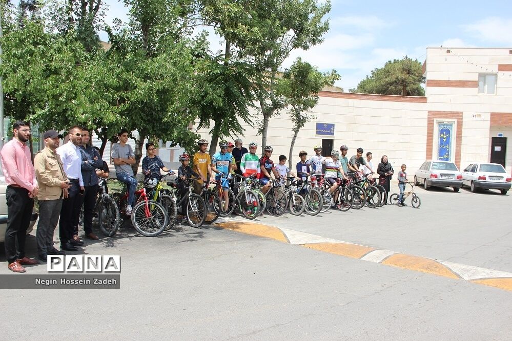 همایش دوچرخه‌سواری درشهرستان اسلامشهر