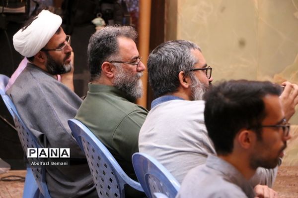 محفل خاطره گویی دو عکاس قمی از فتح خرمشهر