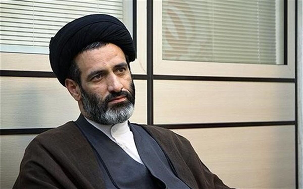 حسینی‌کیا: آموزش و پرورش به فردی همچون صحرایی نیاز دارد