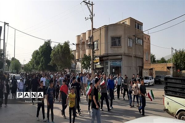 پیاده‌روی خانوادگی به‌مناسبت دهه کرامت در شهرستان مانه وسملقان