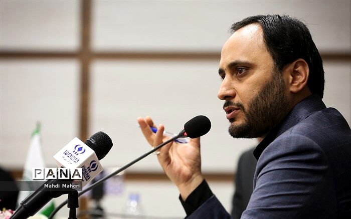 سخنگوی دولت: مصوبه دولت درباره نرخ تسعیر ارز قانونی است