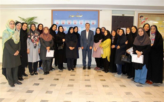 به‌روزرسانی محتوای کتب درسی مناسب با نیازهای دانش‌آموزان، یکی از ضروریات مورد توجه است