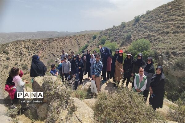 کوهنوردی همکاران فرهنگی شهرستان راز و جرگلان