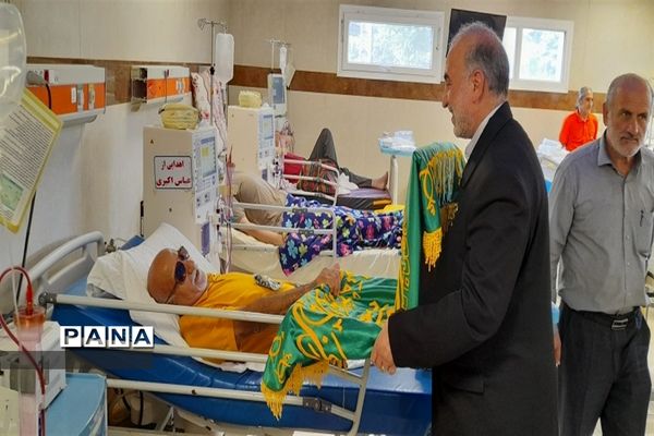 همه زیر سایه خورشید هستیم