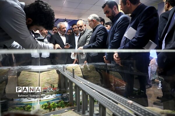 افتتاح نمایشگاه تعالی حکمرانی شهری با حضور وزیر کشور