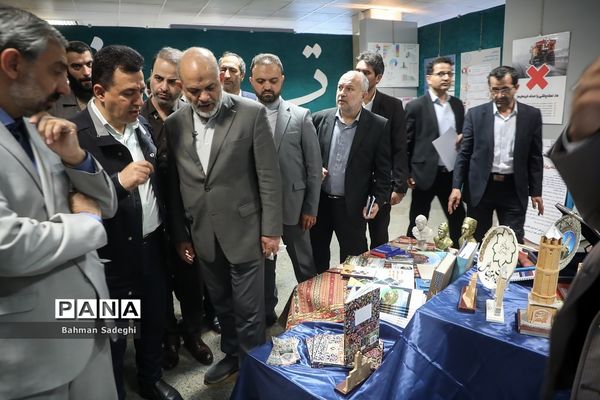 افتتاح نمایشگاه تعالی حکمرانی شهری با حضور وزیر کشور