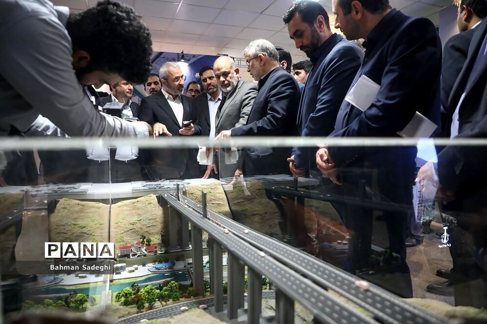 افتتاح نمایشگاه تعالی حکمرانی شهری با حضور وزیر کشور