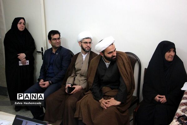 چهل و یکمین جشنواره فرهنگی هنری دانش‌آموزان برگزیده سراسر کشور در رشته هنرهای نمایشی و فیلم کوتاه در کانون سمیه شهرری