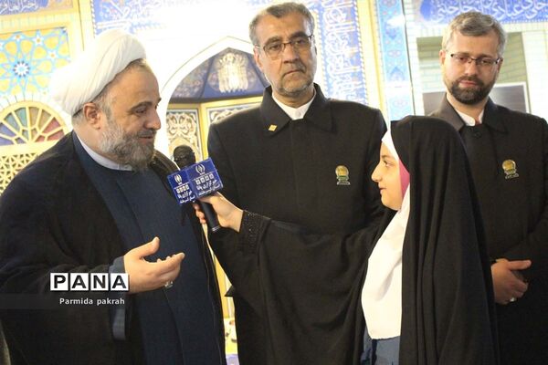 حضور خادمان حرم مطهر رضوی (ع) در اداره کل آموزش و پرورش کرمانشاه