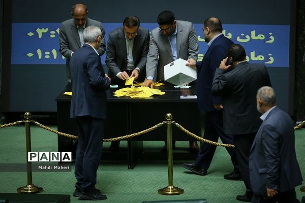 جلسه رای اعتماد مجلس به وزیرآموزش پرورش