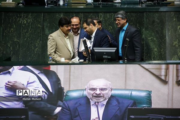 جلسه رای اعتماد مجلس به وزیرآموزش پرورش